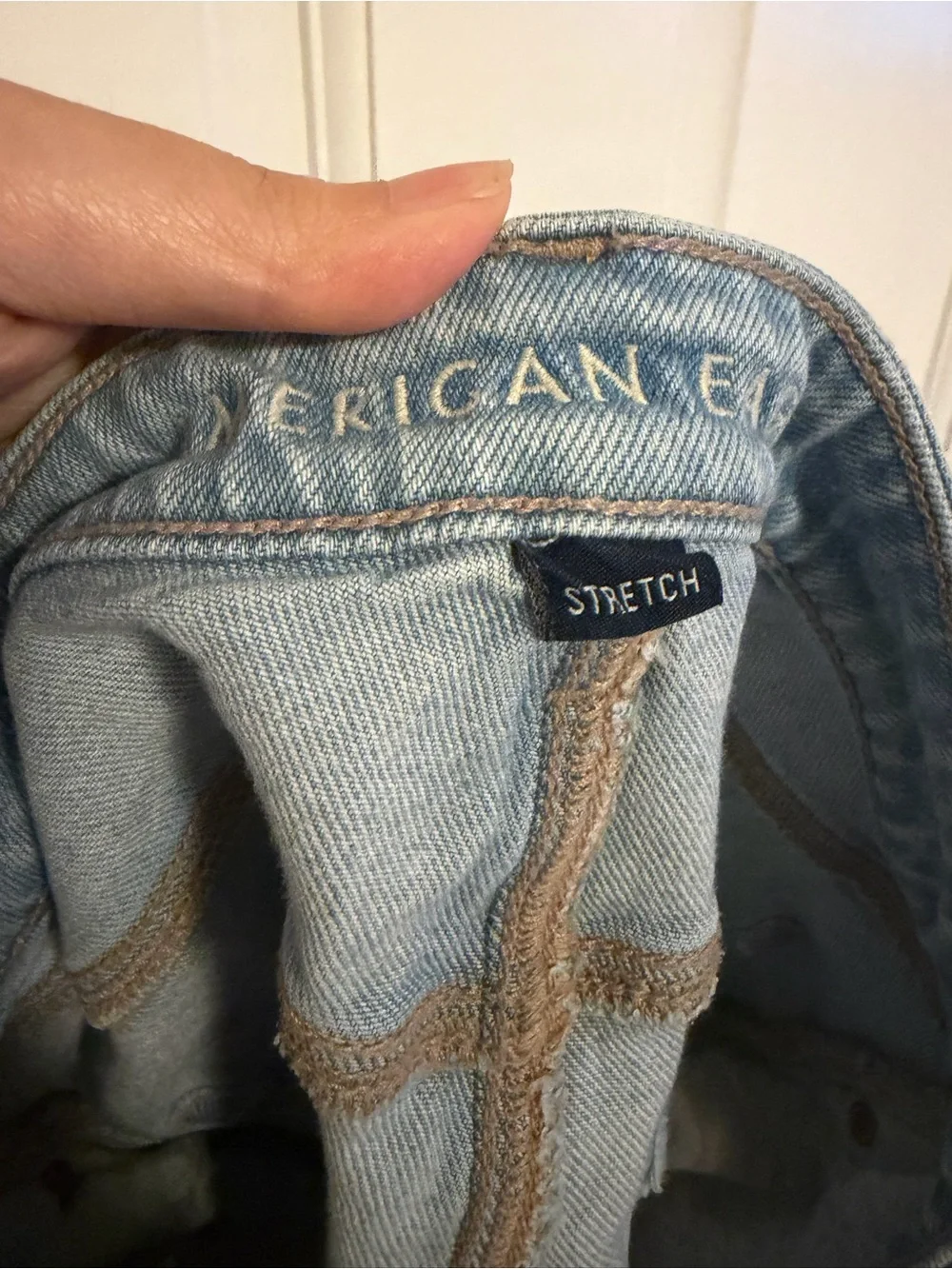 American Eagle Perfect Shortie Distressed Denim Shorts Size 4 Stretch